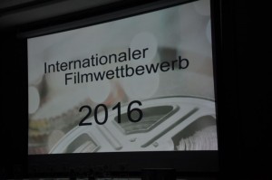 Der Film „Adlerflüsterer“ wird in einer Kurzversion vorgestellt.